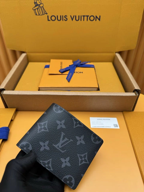 L Men’s Wallet